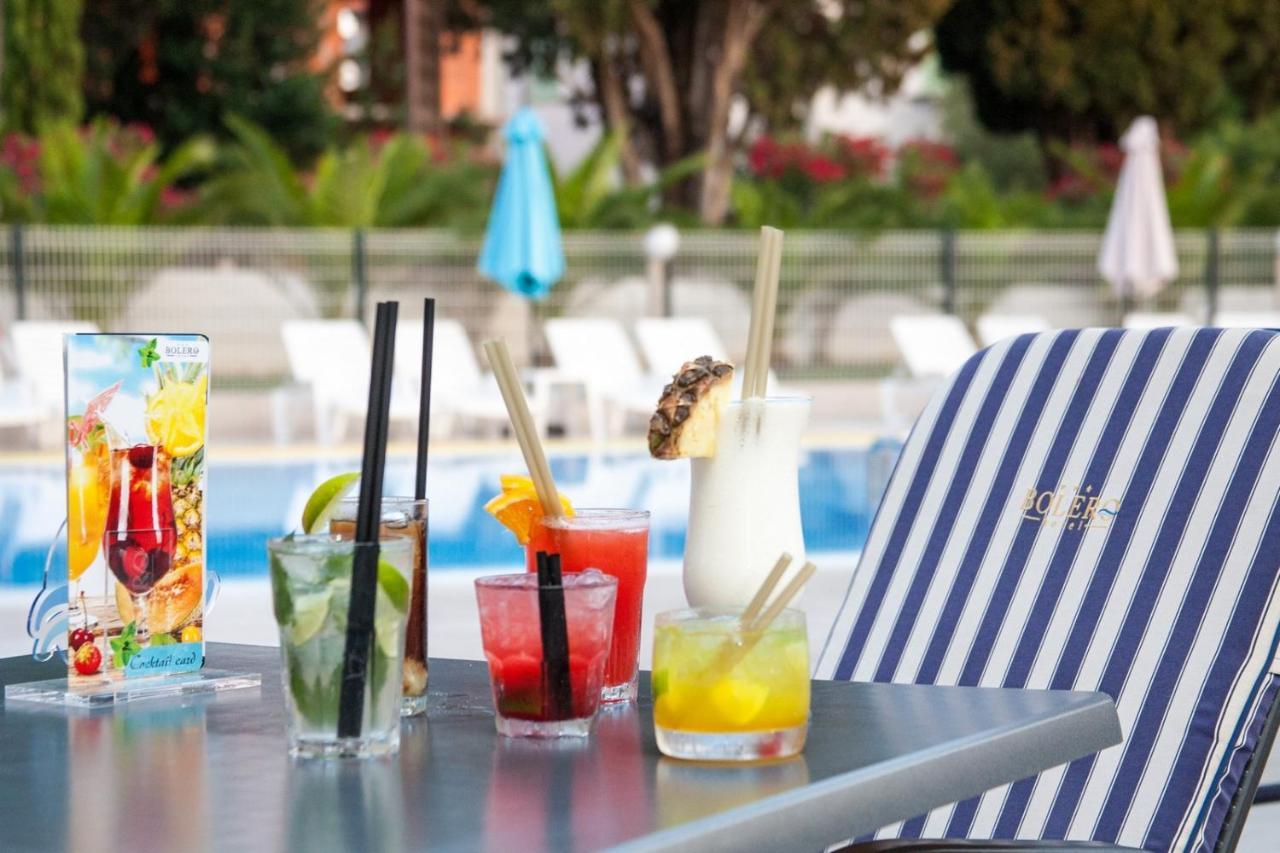Hotel Bolero Biograd Na Moru Bagian luar foto