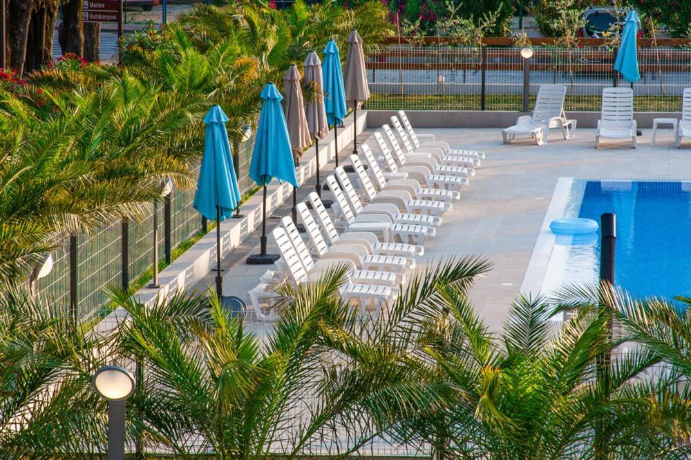 Hotel Bolero Biograd Na Moru Bagian luar foto