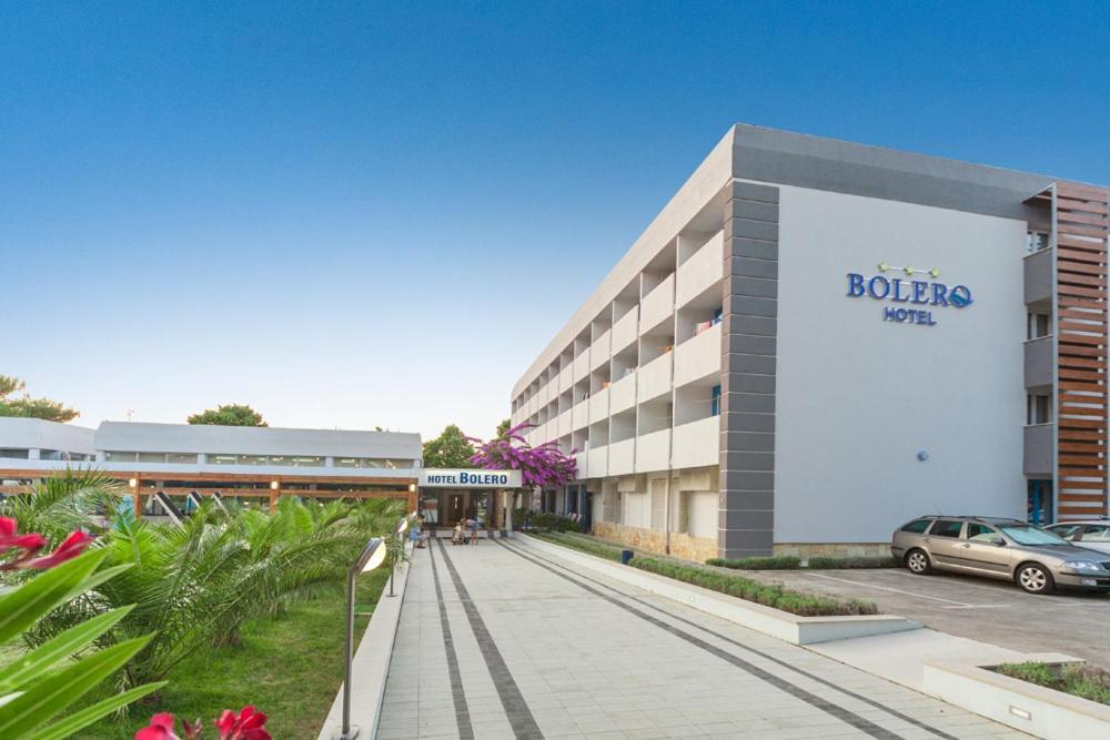 Hotel Bolero Biograd Na Moru Bagian luar foto