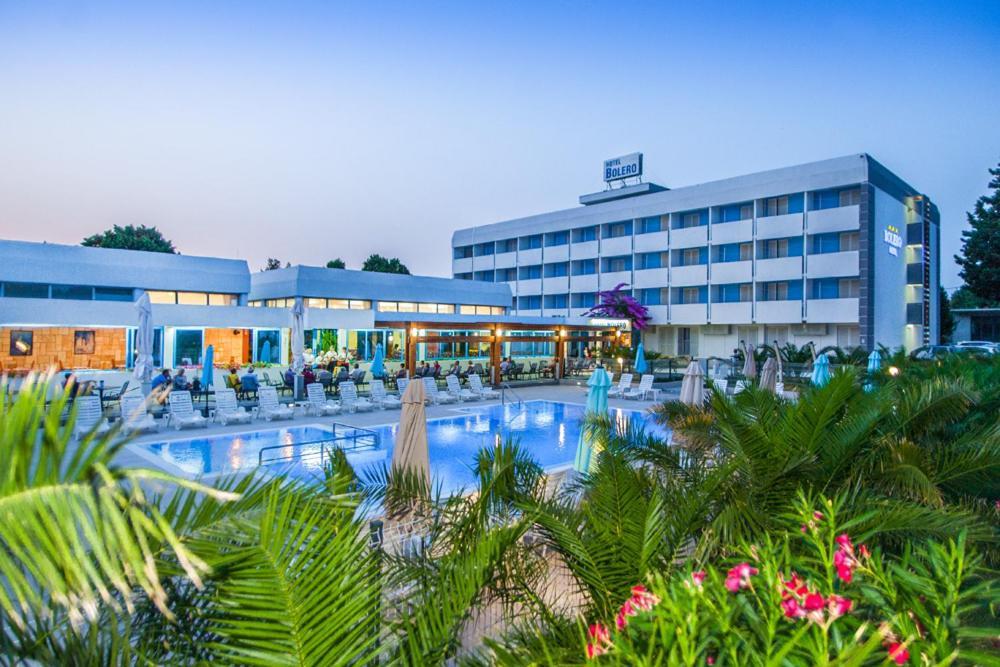 Hotel Bolero Biograd Na Moru Bagian luar foto