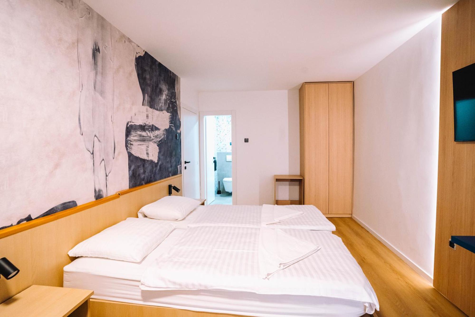 Hotel Bolero Biograd Na Moru Bagian luar foto
